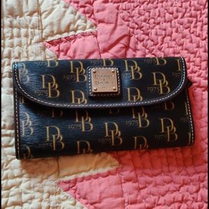 Dooney and Bourke 1975 Wallet